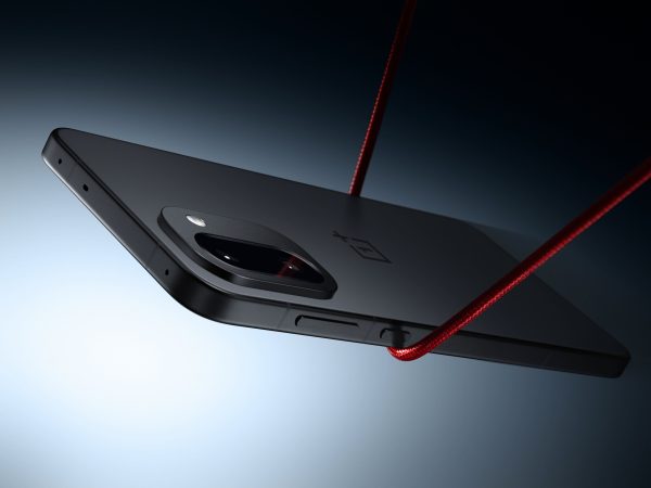 OnePlus 15R Smartphone Snapdragon 8 Gen 5 165Hz Display-9
